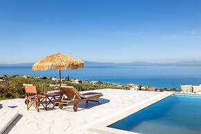 Modern Seaview Nest With Pool Panoramic Views