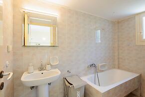 Modern Seaview Nest With Pool Panoramic Views