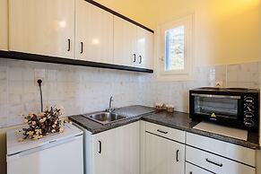 Modern Seaview Nest With Pool Panoramic Views