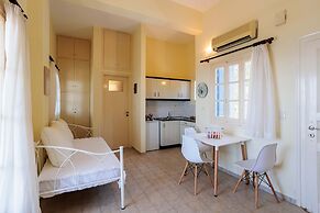 Modern Seaview Nest With Pool Panoramic Views