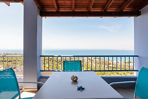 Modern Seaview Nest With Pool Panoramic Views