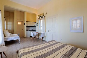 Modern Seaview Nest With Pool Panoramic Views