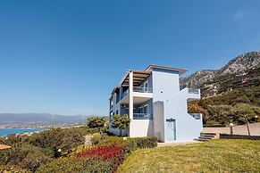 Seaview Getaway With Pool Panoramic Views