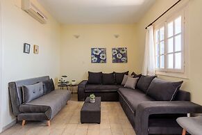 Seaview Getaway With Pool Panoramic Views