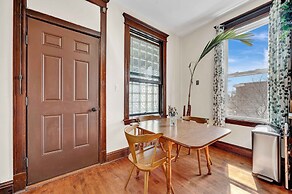 3 Bed Vintage Condo In Chicagolands Trendy Berwyn 3 Bedroom Condo