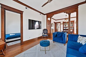 3 Bed Vintage Condo In Chicagolands Trendy Berwyn 3 Bedroom Condo