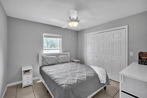 Relax & Recharge In Sunny Inverness 3 Bedroom Home