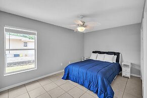 Relax & Recharge In Sunny Inverness 3 Bedroom Home