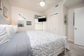 Phoenix East 1108 1 Bedroom Condo