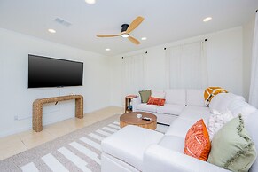 La Flor 1122 3 Bedroom Home