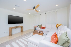 La Flor 1122 3 Bedroom Home