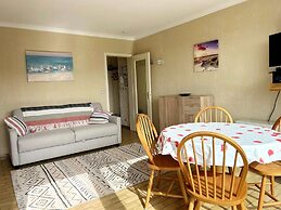 Cosy Studio With Lateral sea View in Koksijde