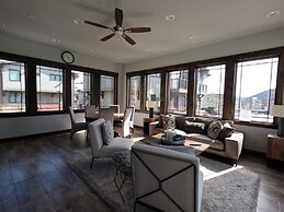 Blackstone Majesty In The Mountains 2g 2 Bedroom Condo