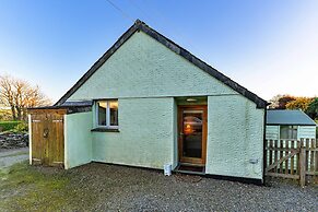 Studio in Boscastle Near Tintagel Castle