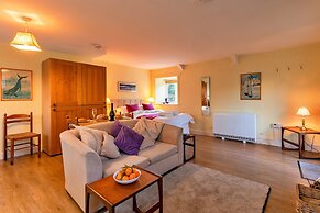 Studio in Boscastle Near Tintagel Castle