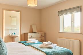 Spacious Cottage in Ashbourne, No Deposit