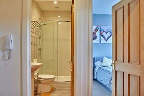 2 Bedroom Holiday Apartment in Matlock
