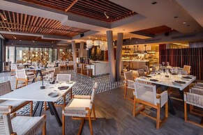 Solaz Luxury Collection Resort