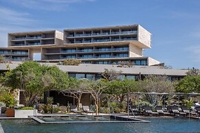 Solaz Luxury Collection Resort
