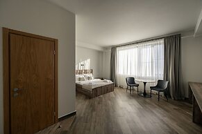 Eclipse Winery Boutique Hotel