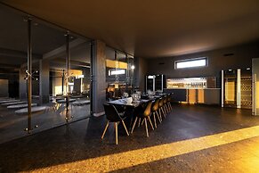 Eclipse Winery Boutique Hotel