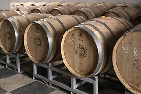 Eclipse Winery Boutique Hotel