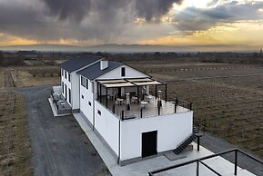 Eclipse Winery Boutique Hotel