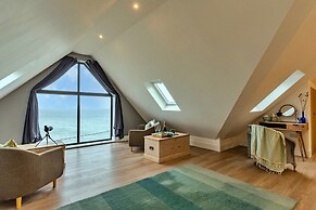 Beach House Overlooking Mount's Bay, No Deposit
