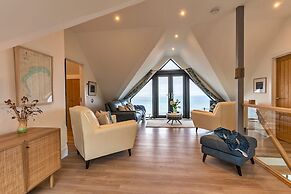 Beach House Overlooking Mount's Bay, No Deposit