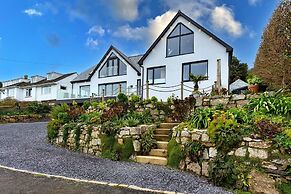 Beach House Overlooking Mount's Bay, No Deposit