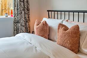Beach House Overlooking Mount's Bay, No Deposit