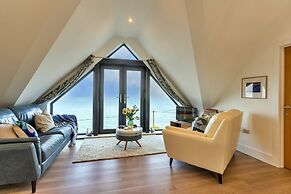 Beach House Overlooking Mount's Bay, No Deposit