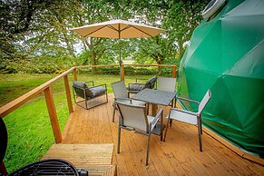 Pet-friendly Chalet in Hoath, No Deposit