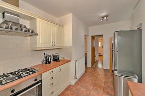 Retreat in Solihull Near NEC Birmingham