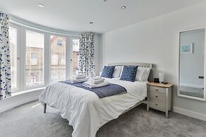 Beautiful Seaside Apartment in Filey