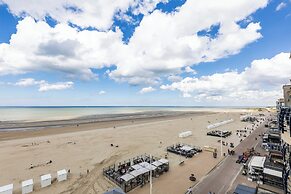 Seafront Apartment in Koksijde