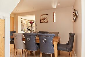 4 Bedroom Cottage in Ashbourne