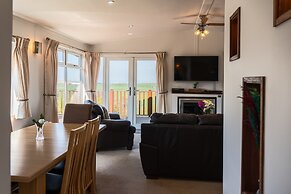 Pet-friendly Chalet in Torpoint, No Deposit