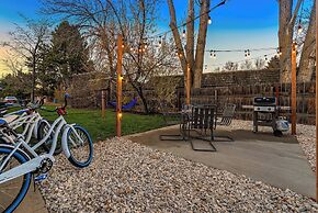 Ultimate Group Getaway Big Yard, Fire Pit, Grill