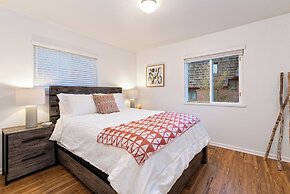 Ultimate Group Getaway Big Yard, Fire Pit, Grill