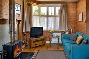 Cottage by Mawddach Trail With Stunning Views
