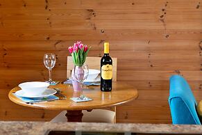 Cottage by Mawddach Trail With Stunning Views