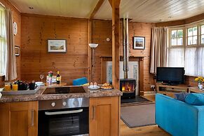 Cottage by Mawddach Trail With Stunning Views