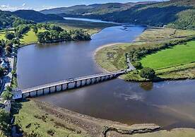 Cottage by Mawddach Trail With Stunning Views