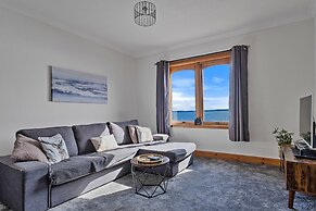 Cottage by Moray Firth With Stunning Views