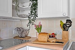 Cottage by Moray Firth With Stunning Views