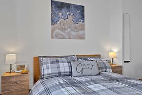 Cottage by Moray Firth With Stunning Views