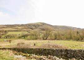 Cottage in Bradwell Near Peak Cavern