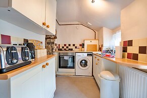 Cottage in Bradwell Near Peak Cavern
