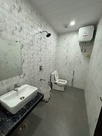 Hotel Dev Rishi By T And M Hotels